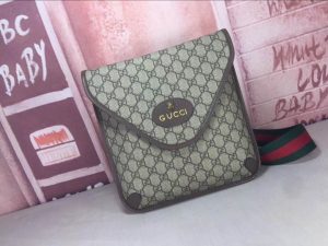 Everyday Envelope Messenger