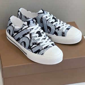 Casual Sneakers