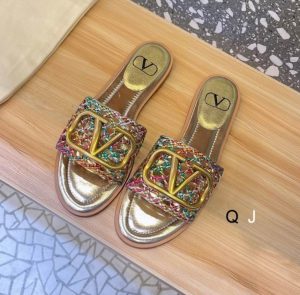 Flat Sandals