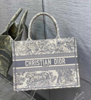 Medium Premium Tote
