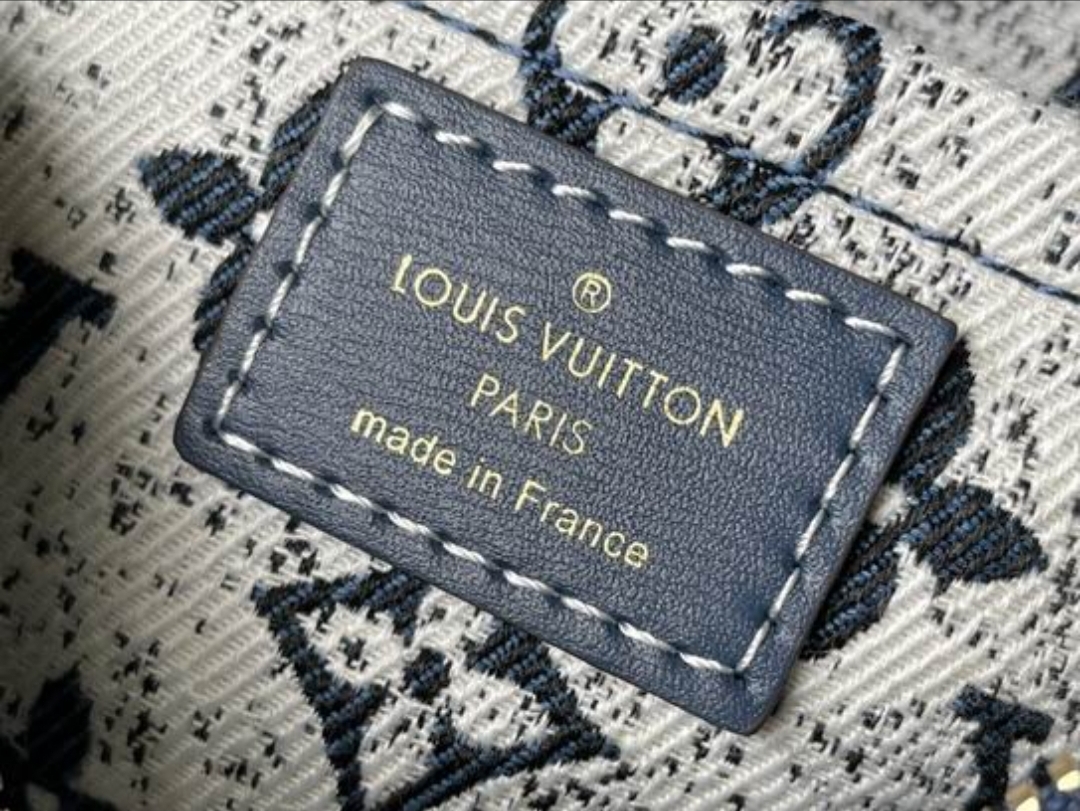 Premium Square Bag - Image 8