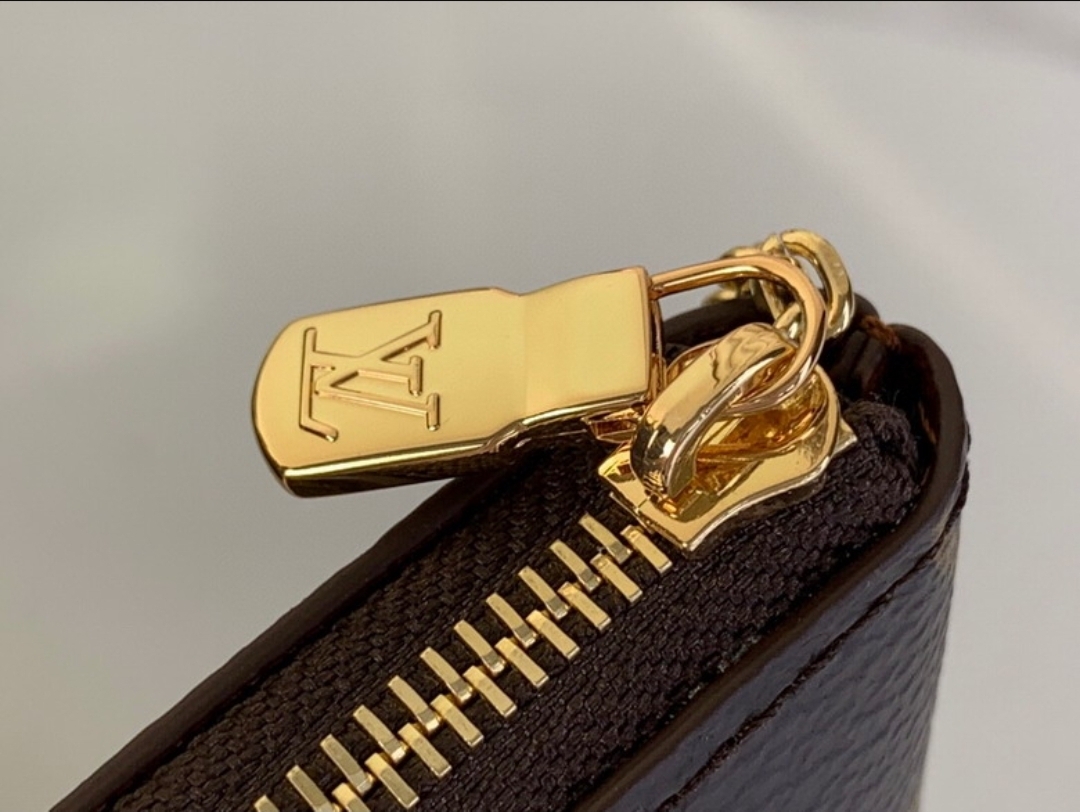 Premium Pouch - Image 5