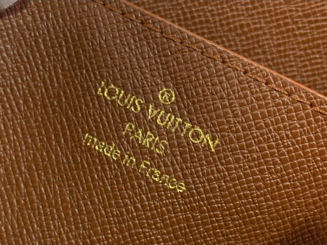 Premium Pouch - Image 8