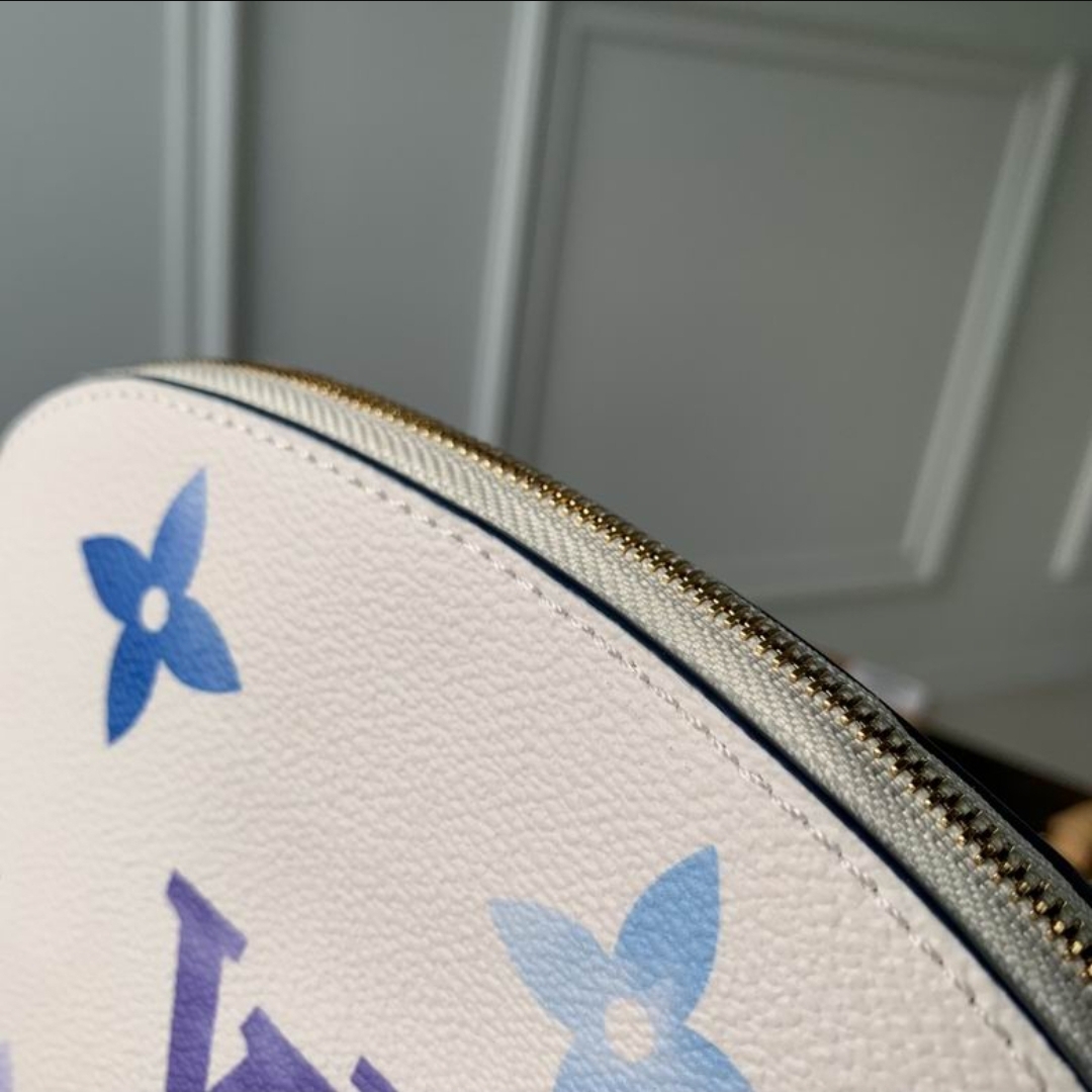 Premium Cosmetic Pouch - Image 6