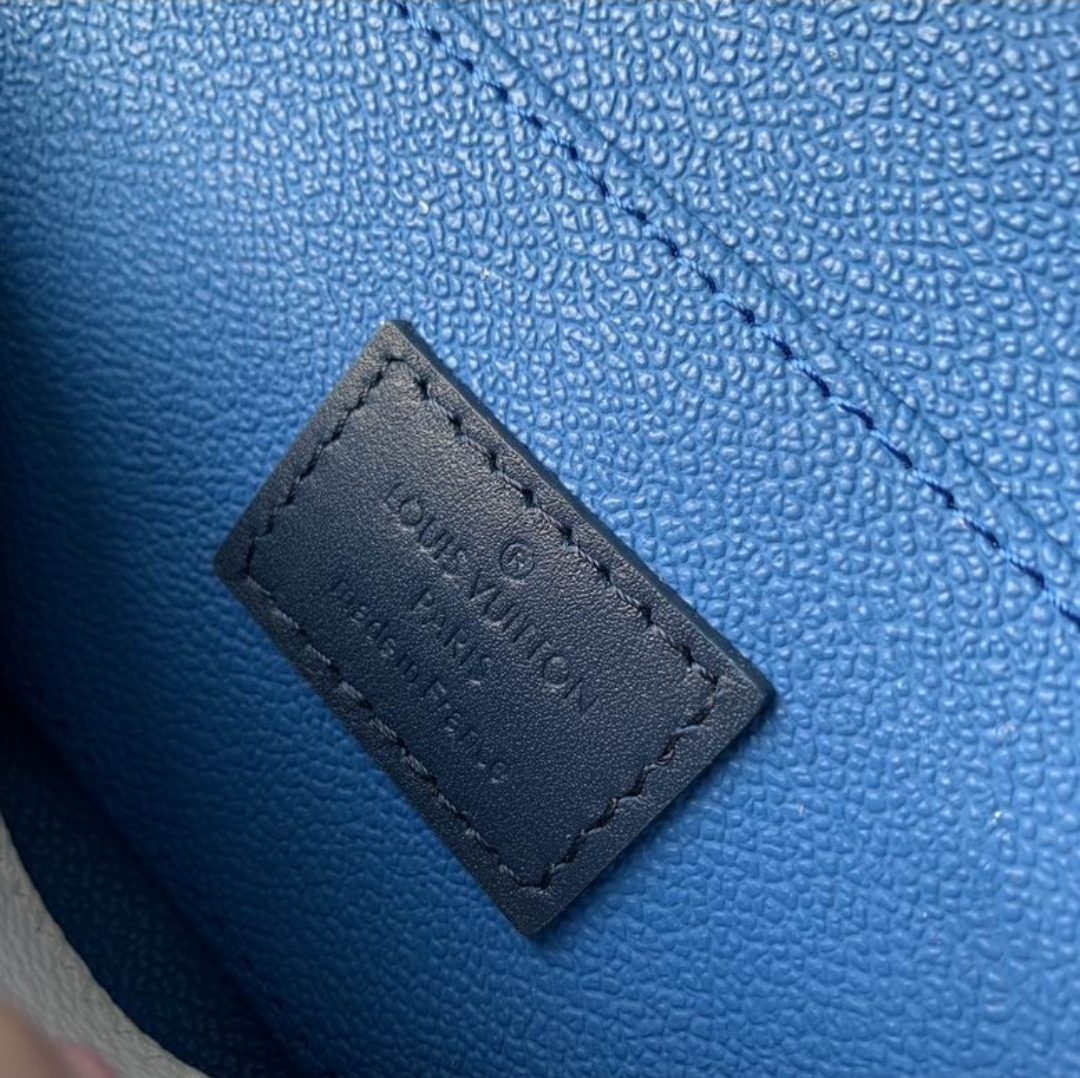 Premium Cosmetic Pouch - Image 7