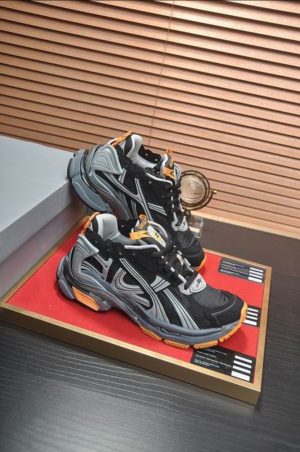 Premium Runner Sneaker (Men)