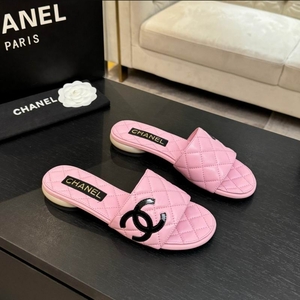Premium Quilted Sandals