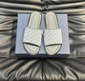 Premium Jacquard Slides