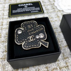 Premium Coco Clover Rhinestone Brooch