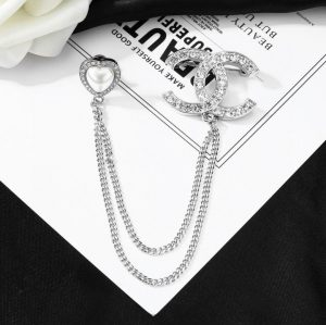 Premium Crystal & Heart Pin Link Brooch