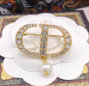 Premium Petit Brooch