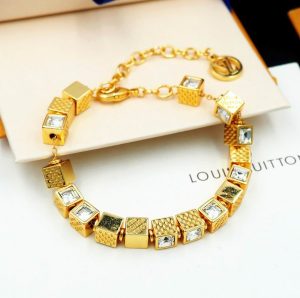 Premium Crystal Cube Bracelet