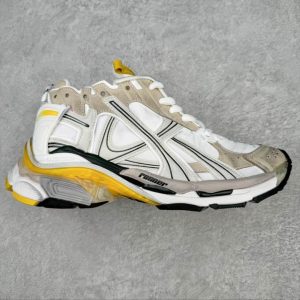 Premium Runner Sneaker