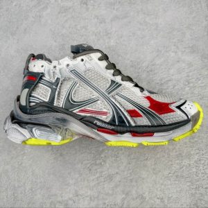 Premium Runner Sneaker