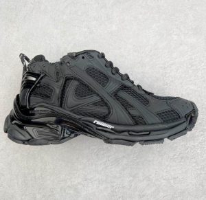 Premium Runner Sneaker