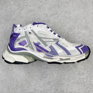 Premium Runner Sneaker