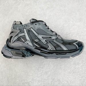 Premium Runner Sneaker