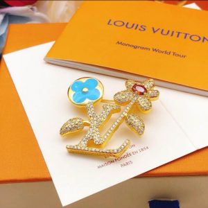Premium Tyler Blooming Brooch