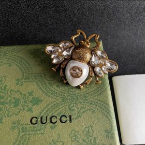 Premium Crystal Pearl Bee Brooch