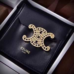 Premium Crystal Triomphe Brooche
