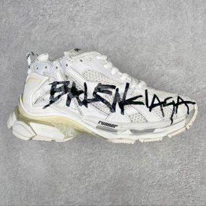 Premium Runner Graffiti Sneaker