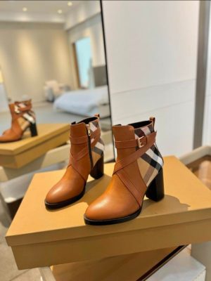 Premum Check and Leather Ankle Boots