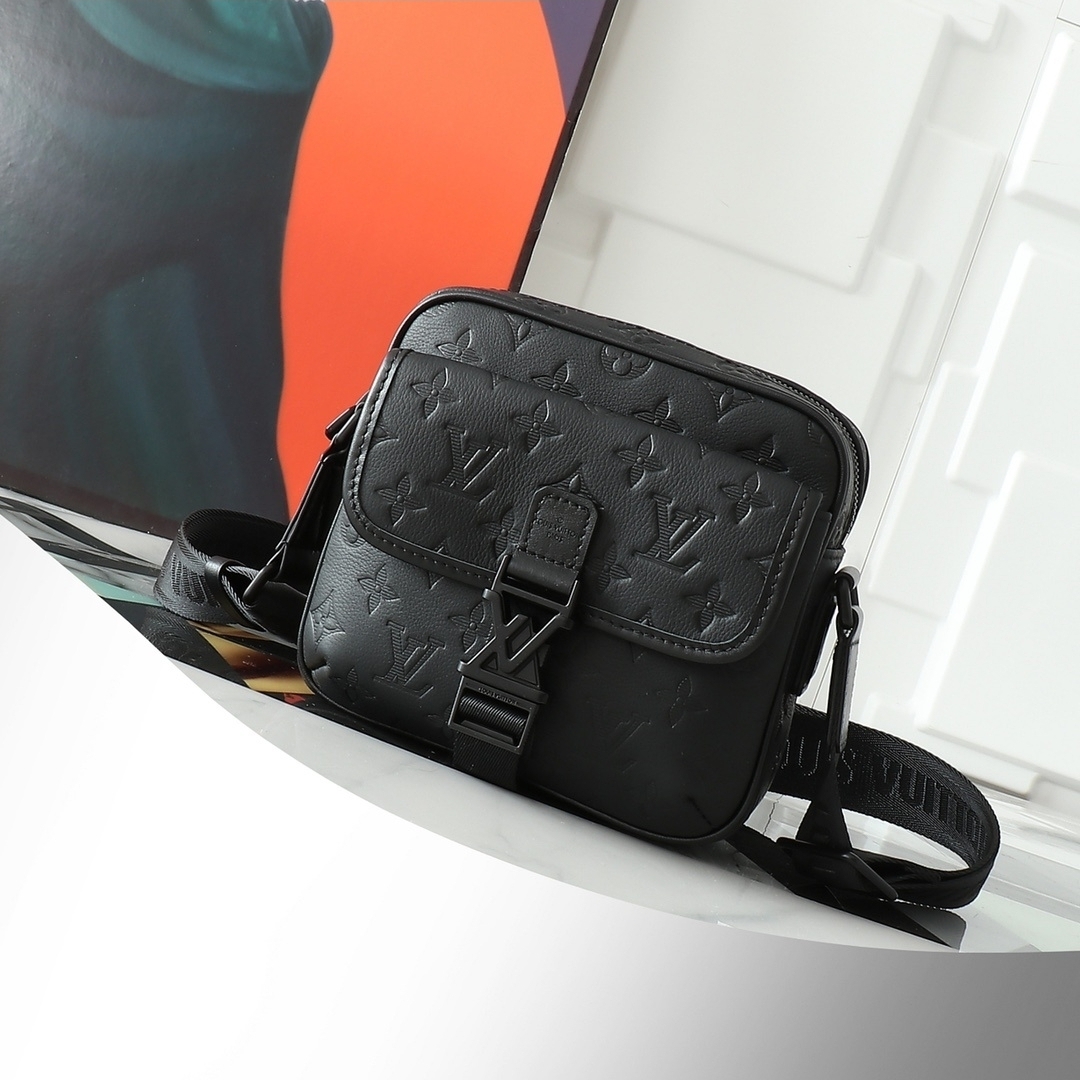 Premium Messenger