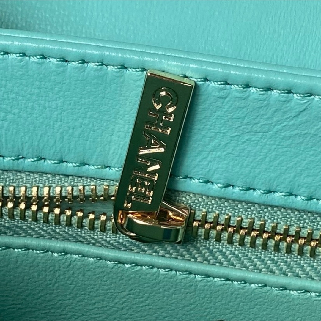 Premium Mini Trendy Flap Bag - Image 9