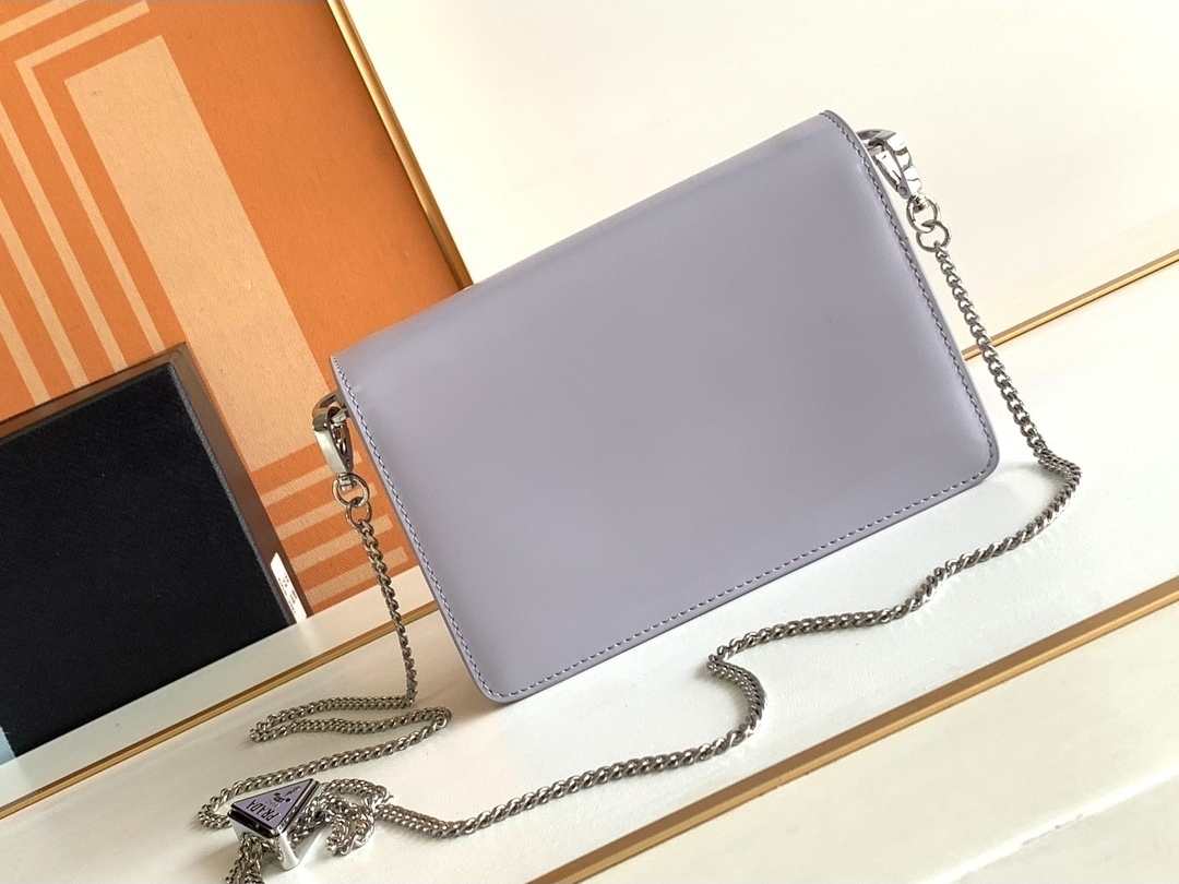 Premium Maxi Triangle Logo Flap Bag (21) - Image 5