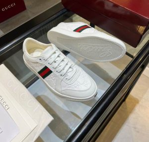 Premium Stretch Low Top Sneakers
